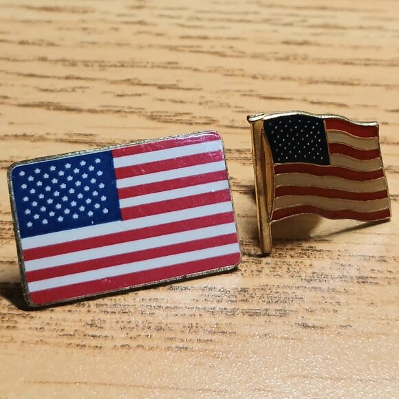 NWOT 2 American Flag Tac Pins Waving American Flag Pin - Picture 1 of 2